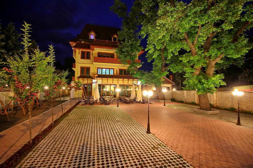 Vila Palic Ξενοδοχείο Εξωτερικό φωτογραφία