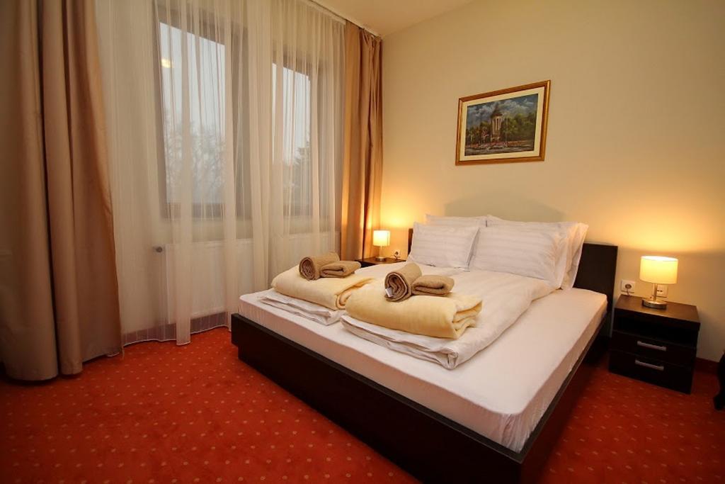 Vila Palic Ξενοδοχείο Εξωτερικό φωτογραφία