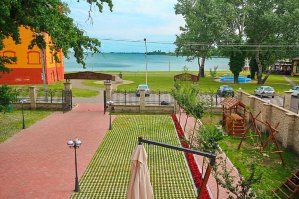 Vila Palic Ξενοδοχείο Εξωτερικό φωτογραφία